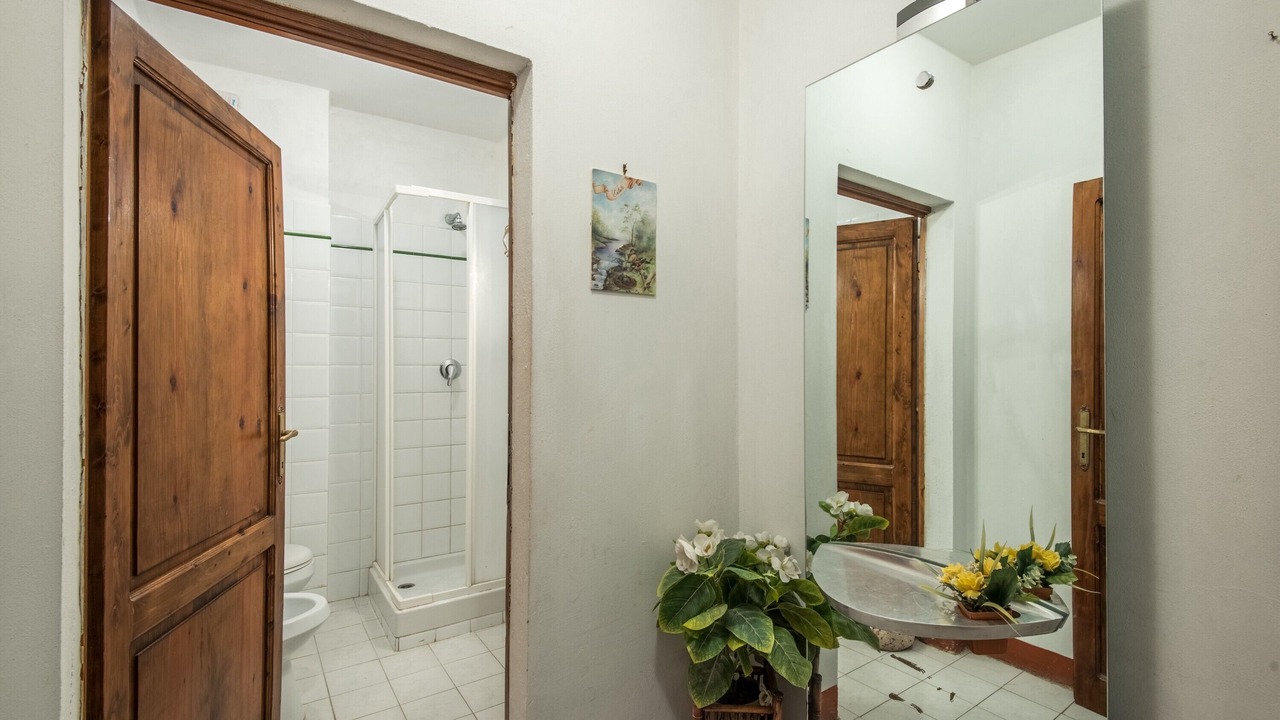 Photo of Bathroom in Castiglion Fibocchi
