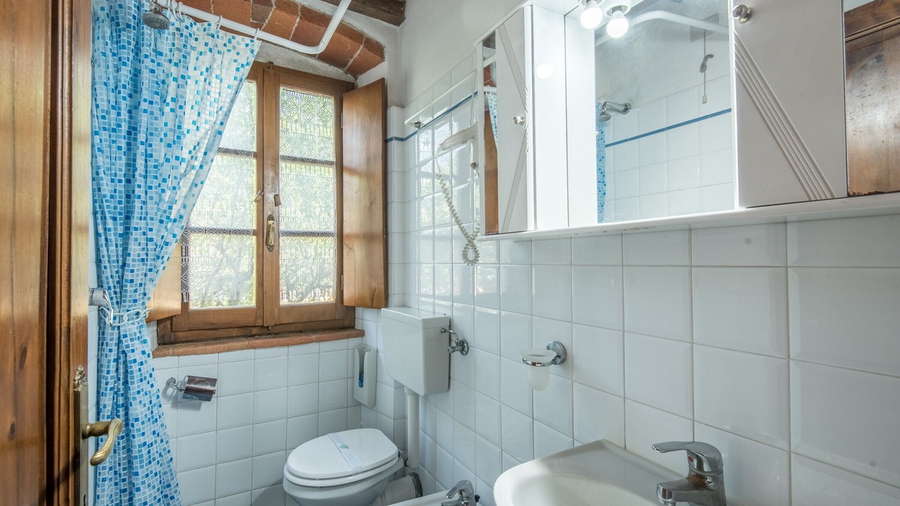 Photo of Bathroom in Castiglion Fibocchi
