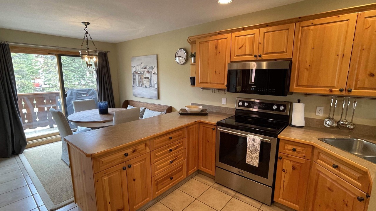Photo of Kitchen in Sun Peaks