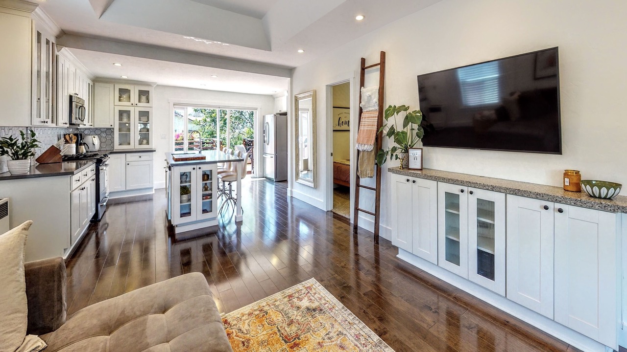 Photo of Livingroom in Ventura