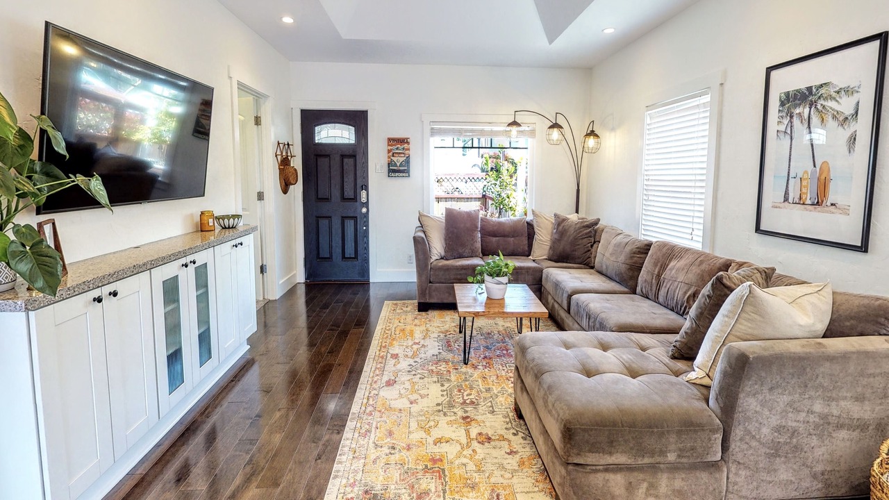 Photo of Livingroom in Ventura
