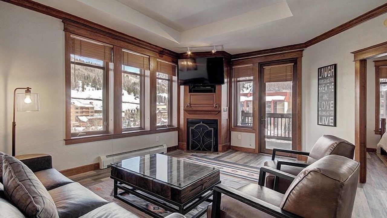 Photo of Livingroom in Copper Mountain Village