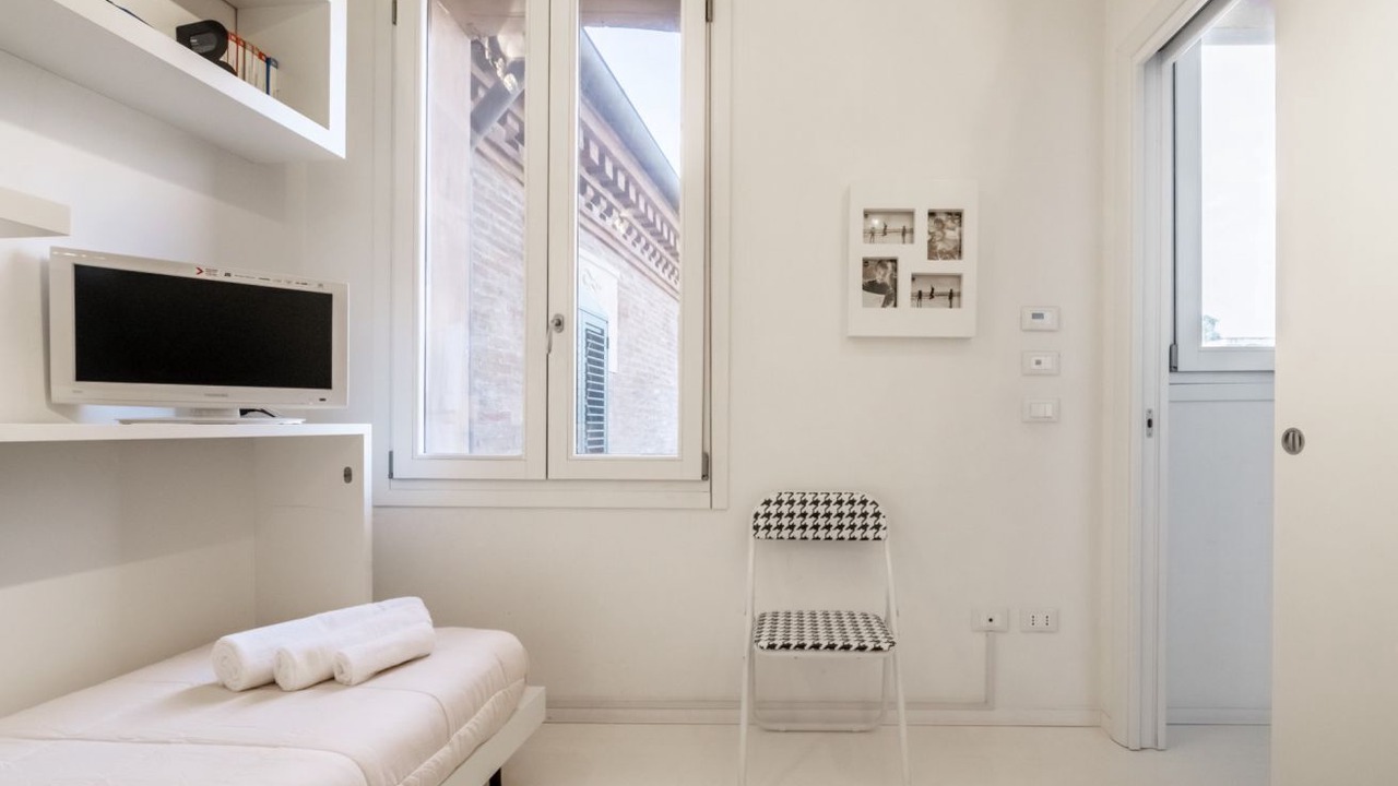 Photo of Bedroom in Ferrara Historic Centre