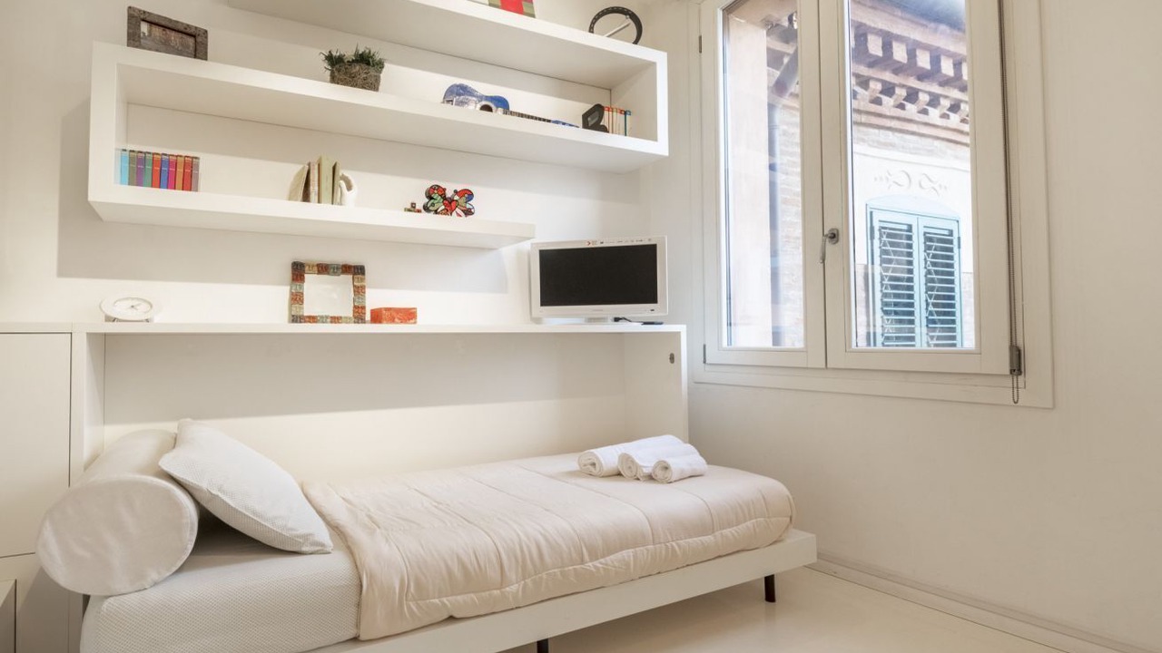 Photo of Bedroom in Ferrara Historic Centre