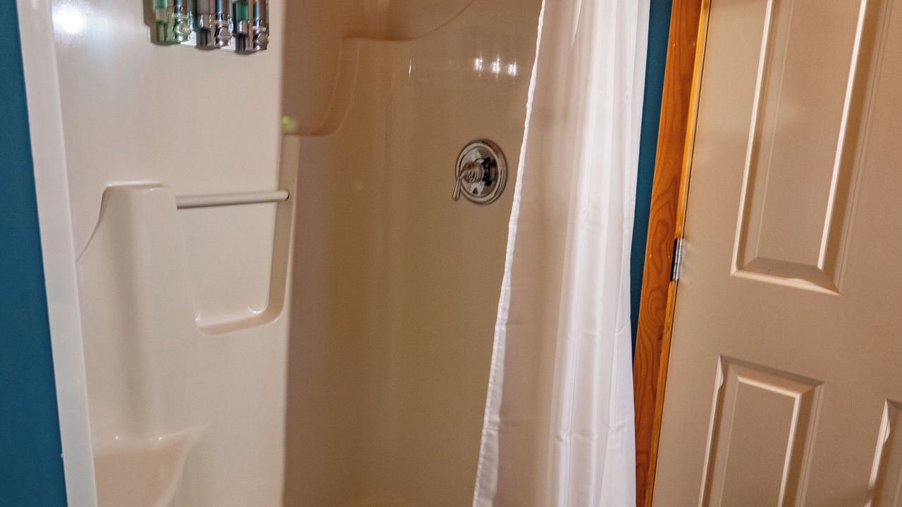 Photo of Bathroom in Ucluelet