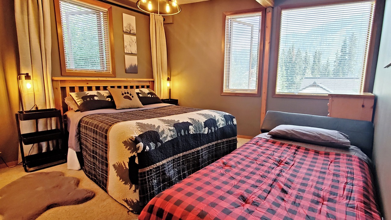 Photo of Bedroom in Sunburst Estates