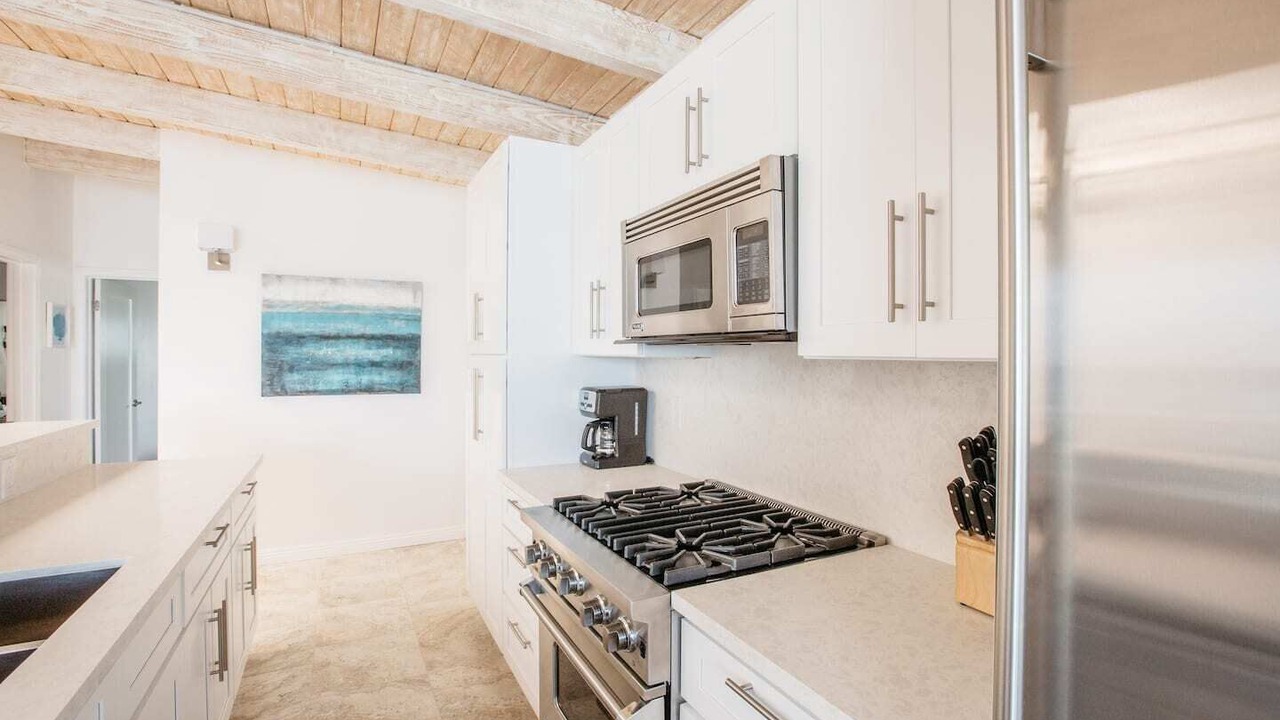 Photo of Kitchen in Central Malibu