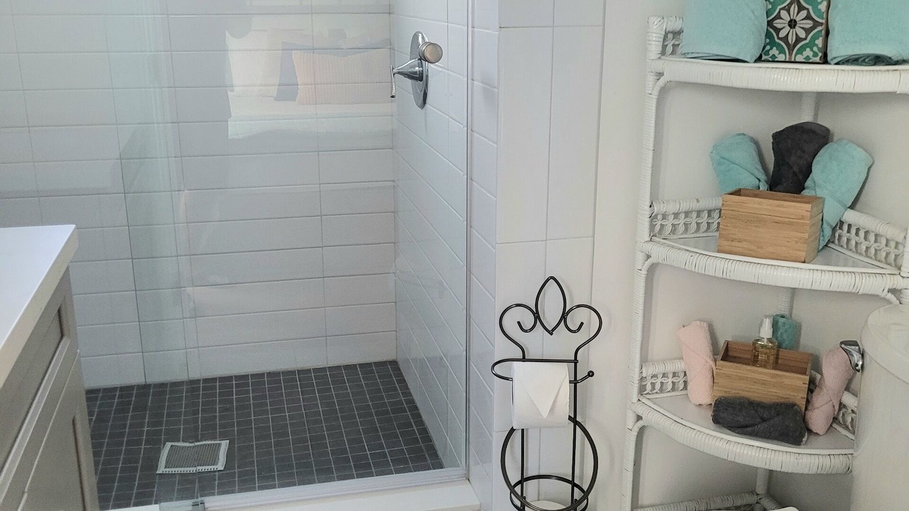 Photo of Bathroom in Silver Strand