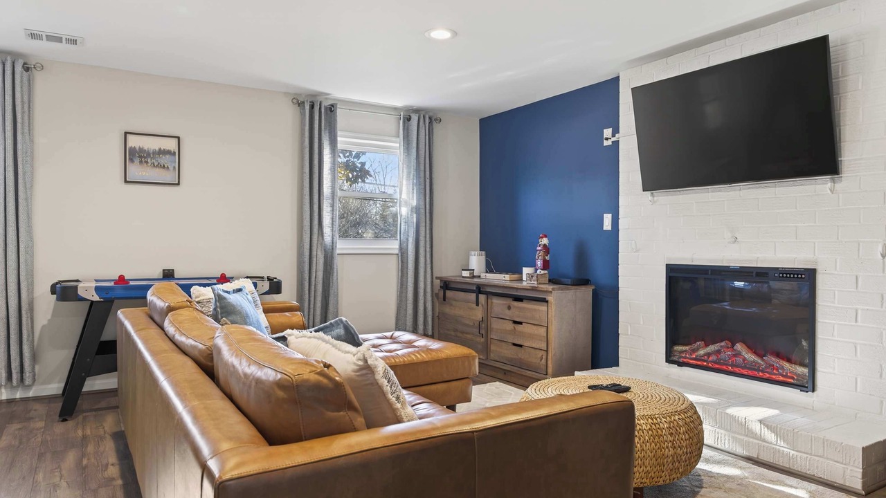 Photo of Livingroom in Colesville