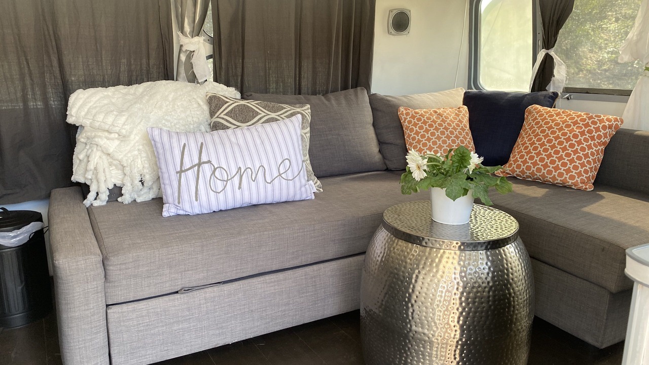 Photo of Livingroom in Thousand Oaks
