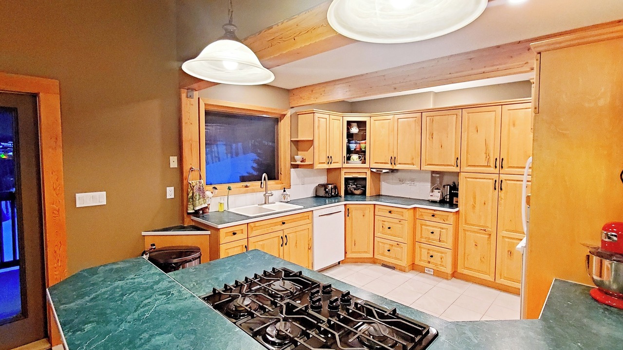 Photo of Others in Sunburst Estates