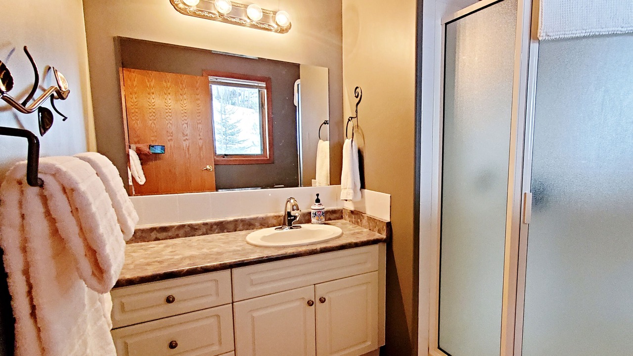 Photo of Others in Sunburst Estates