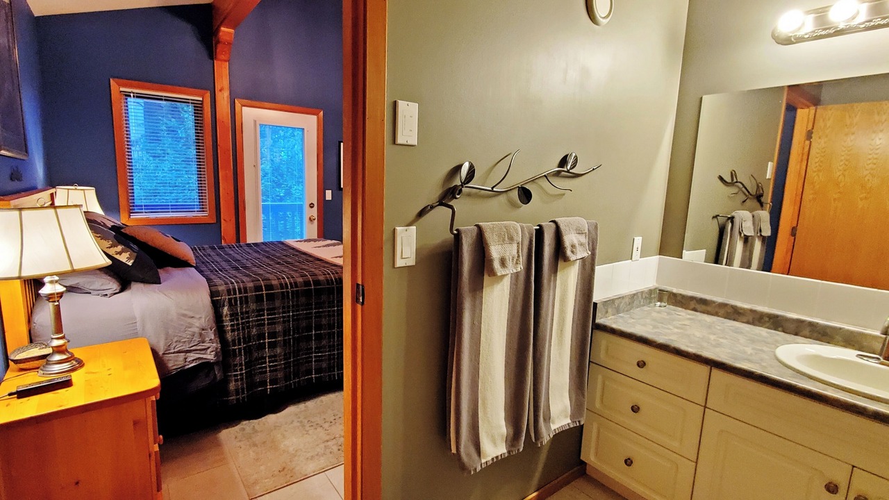 Photo of Bedroom in Sunburst Estates