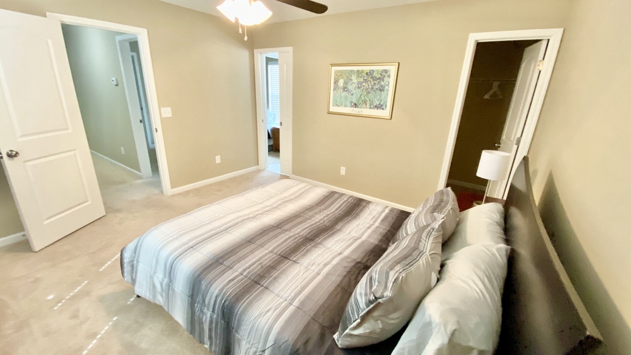 Photo of Bedroom in Huntersville