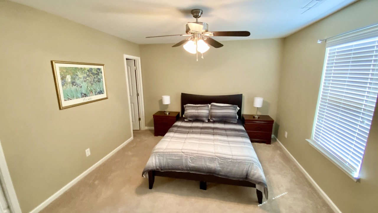 Photo of Bedroom in Huntersville