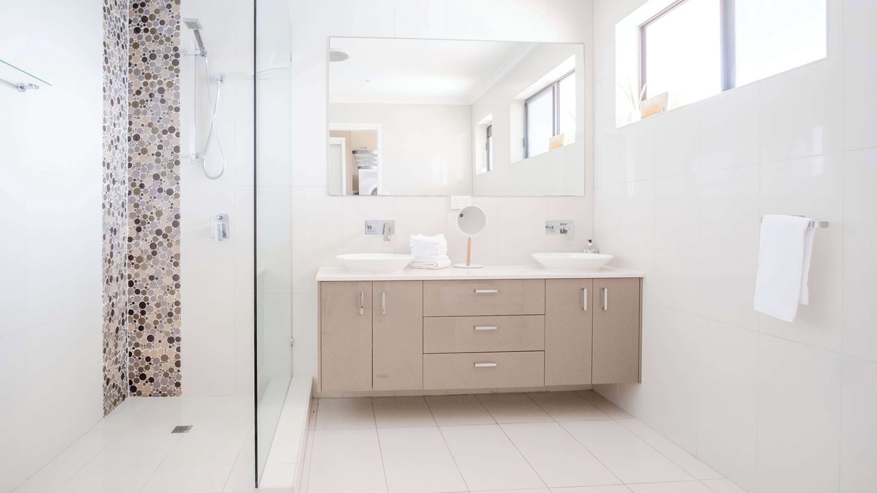 Photo of Bathroom in Warana