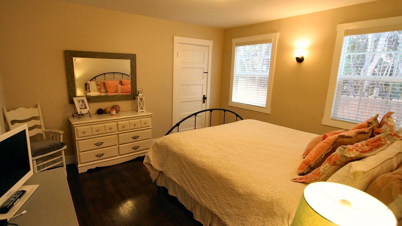 Photo of Bedroom in Oak Park