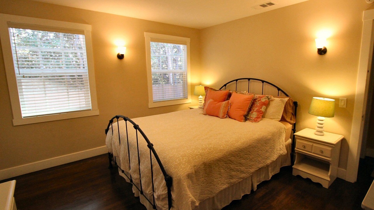 Photo of Bedroom in Oak Park