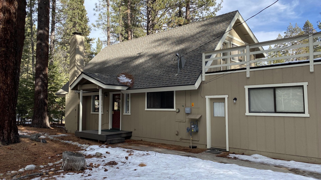 Photo of Outdoor in Pioneer Trail