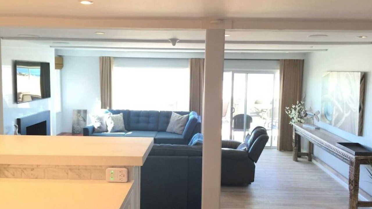 Photo of Livingroom in West Newport