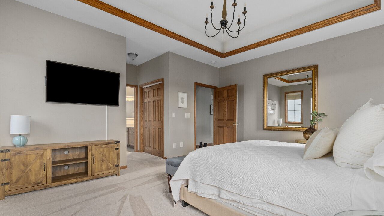 Photo of Bedroom in Black Wolf