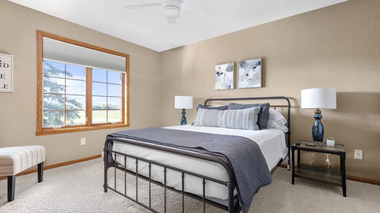 Photo of Bedroom in Black Wolf