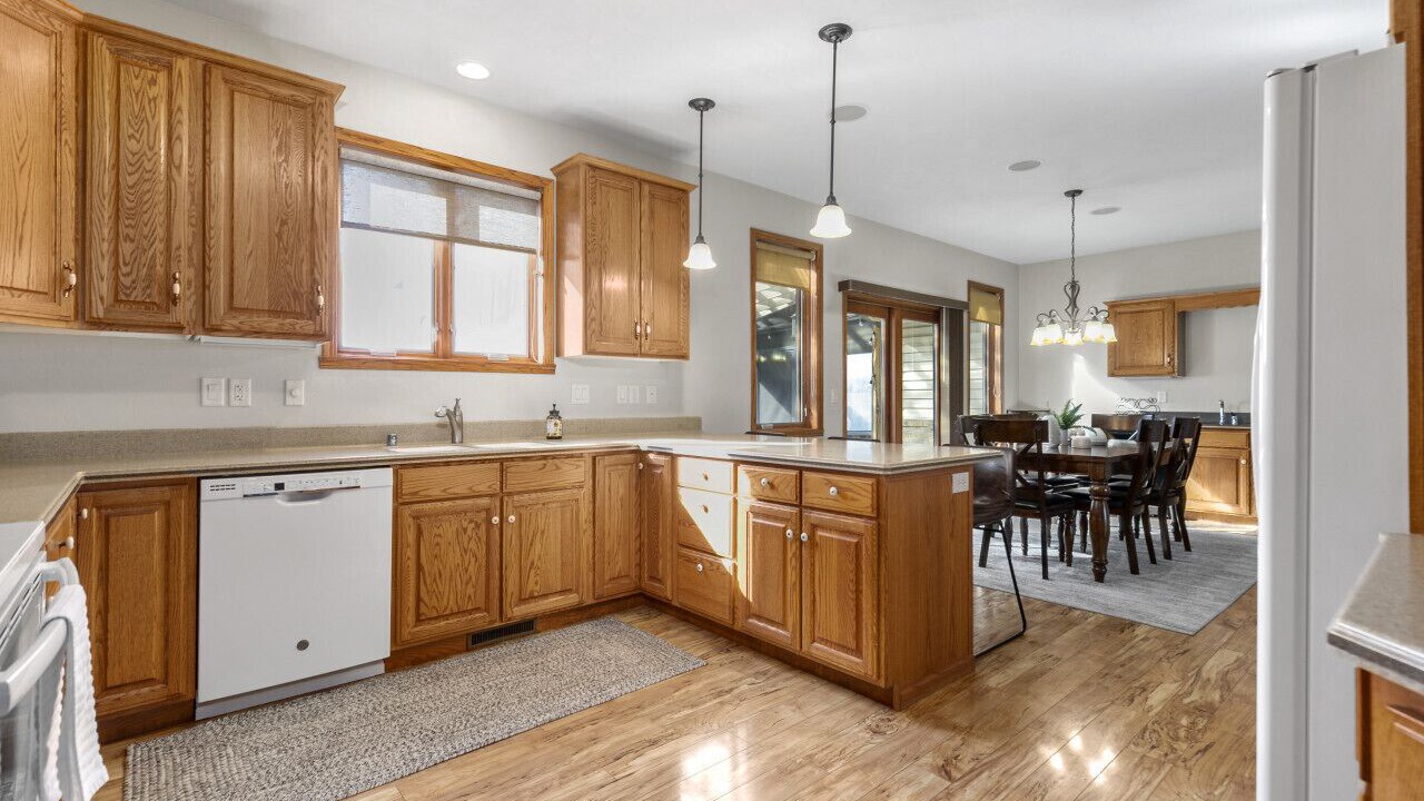 Photo of Kitchen in Black Wolf