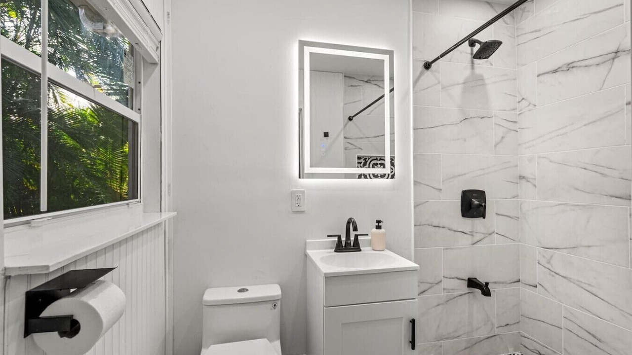 Photo of Bathroom in Sailboat Bend