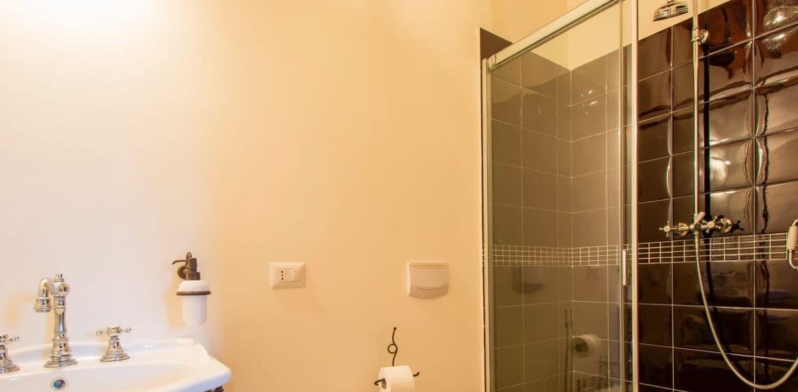 Photo of Bathroom in Palaia
