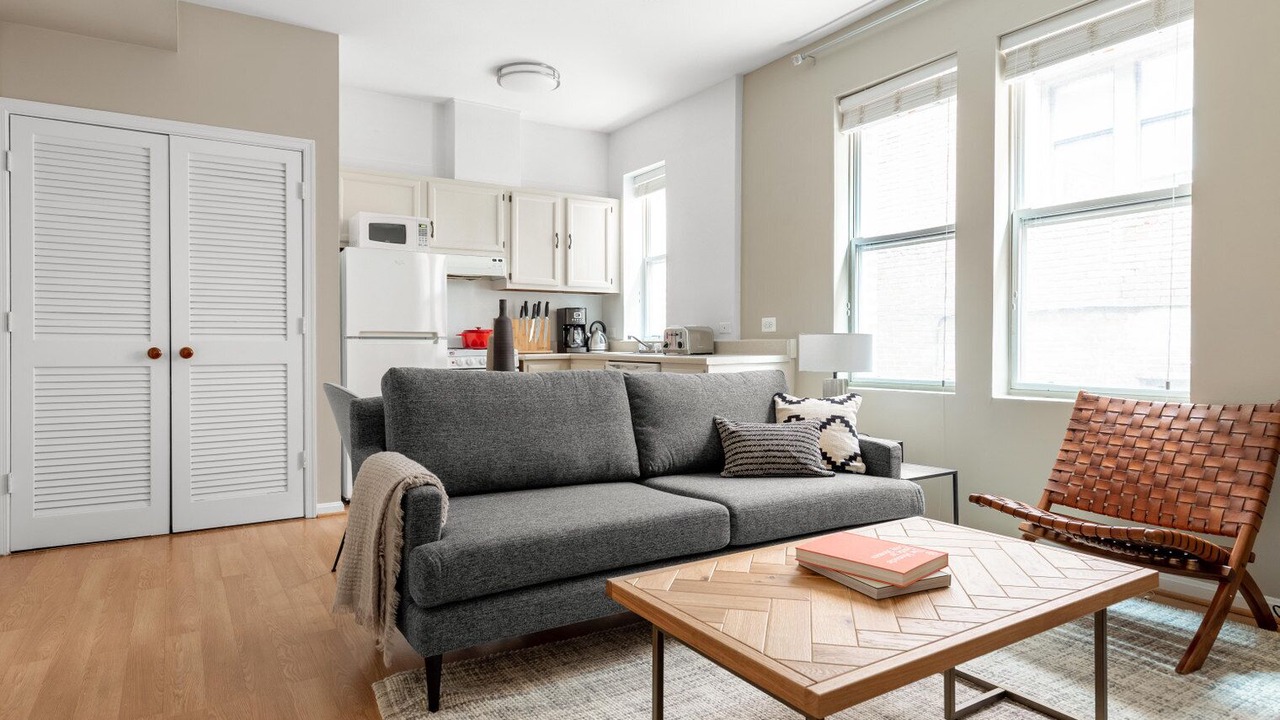 Photo of Livingroom in Adams Morgan