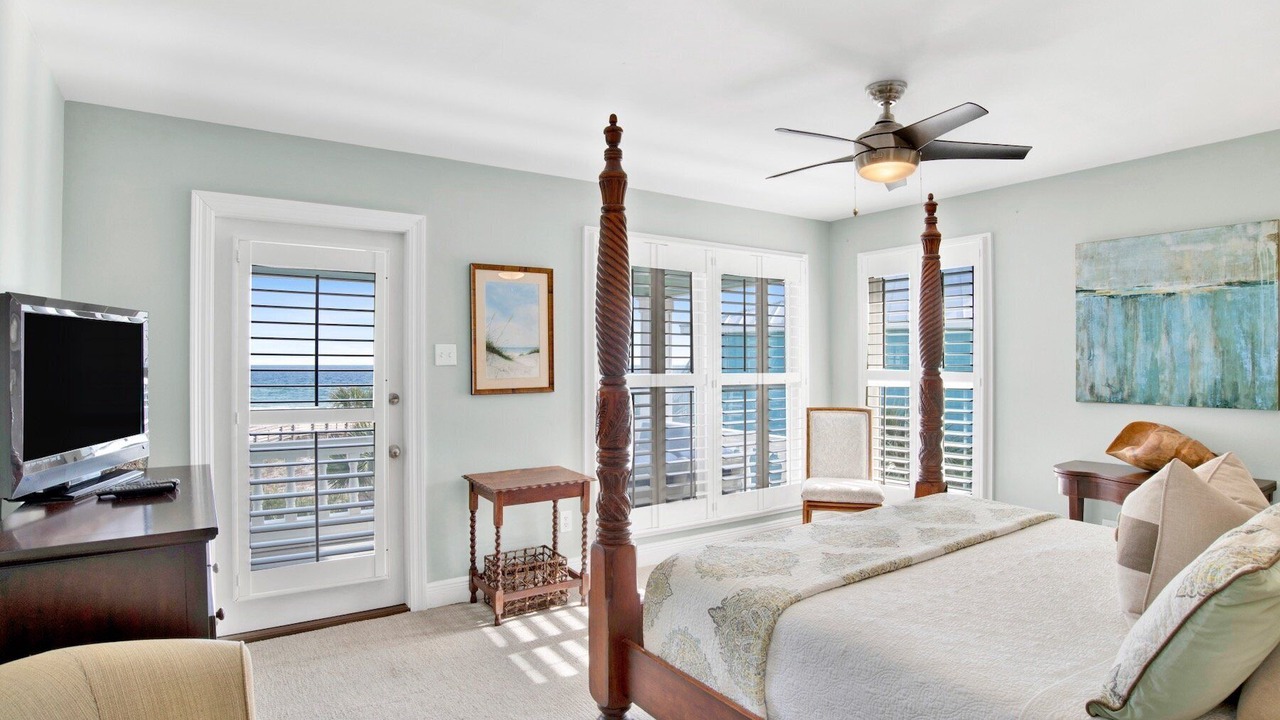 Photo of Bedroom in Orange Beach