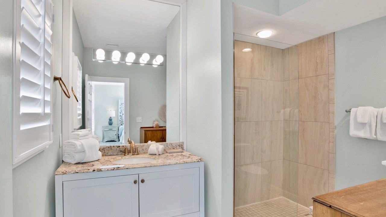 Photo of Bathroom in Orange Beach