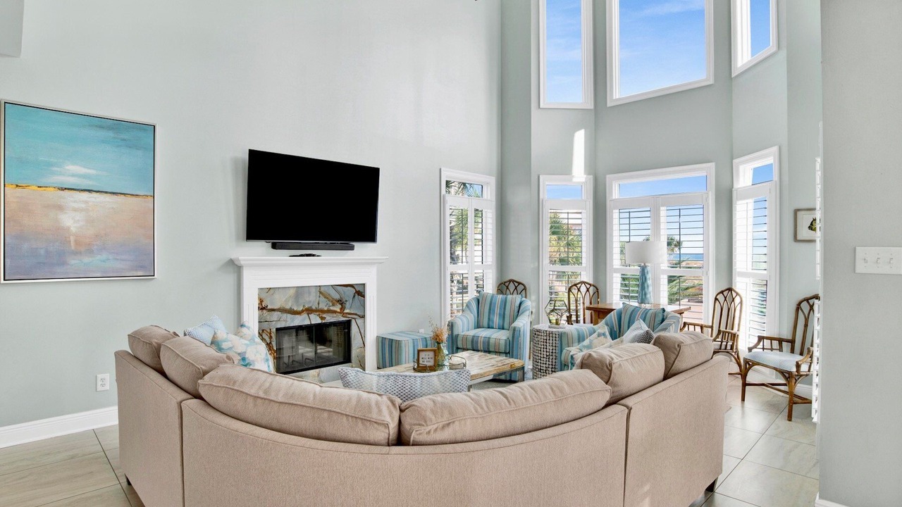 Photo of Livingroom in Orange Beach