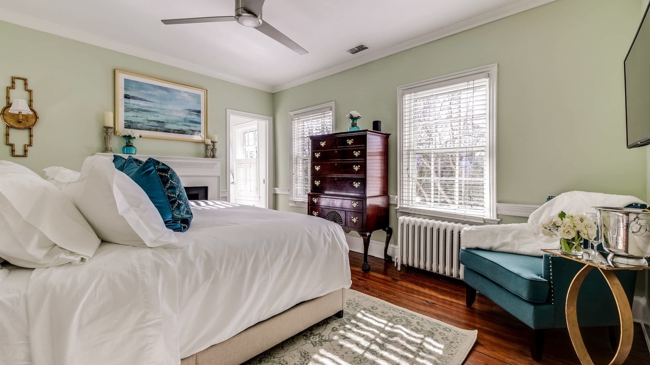 Photo of Bedroom in Old Town West