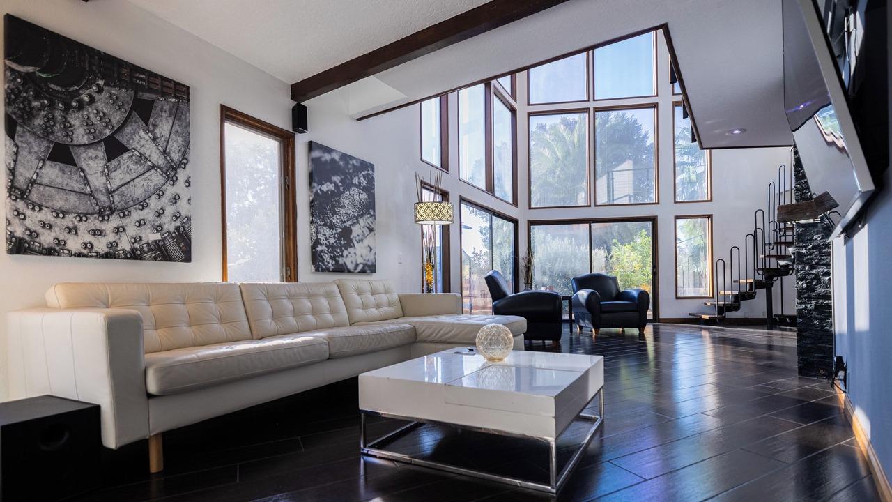 Photo of Bedroom in Canoga Park