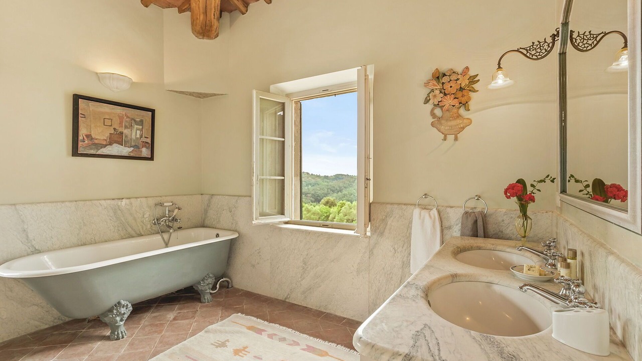 Photo of Bathroom in Palaia