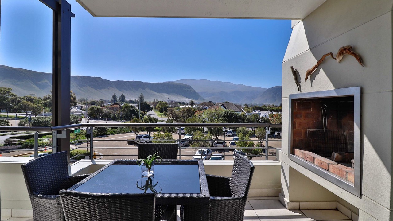Photo of Bedroom in Hermanus City-Centre