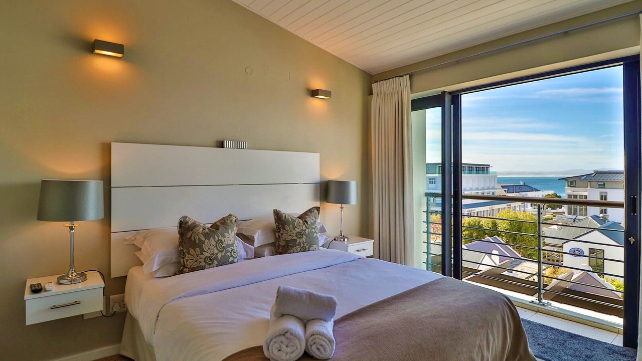 Photo of Bedroom in Hermanus City-Centre