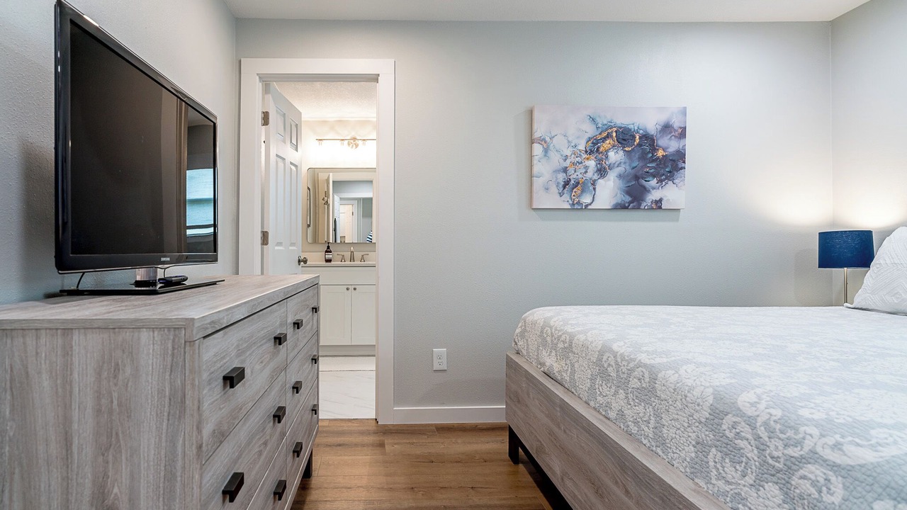 Photo of Bedroom in Pirates Beach