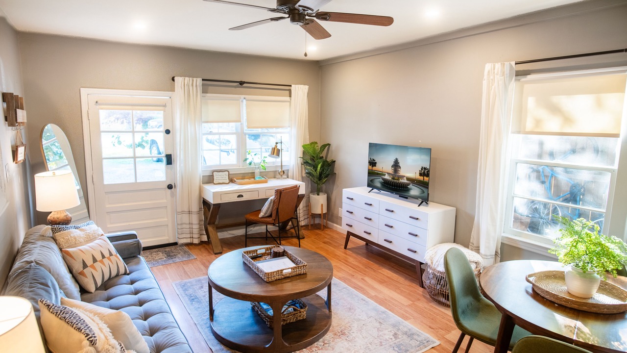 Photo of Livingroom in Charleston