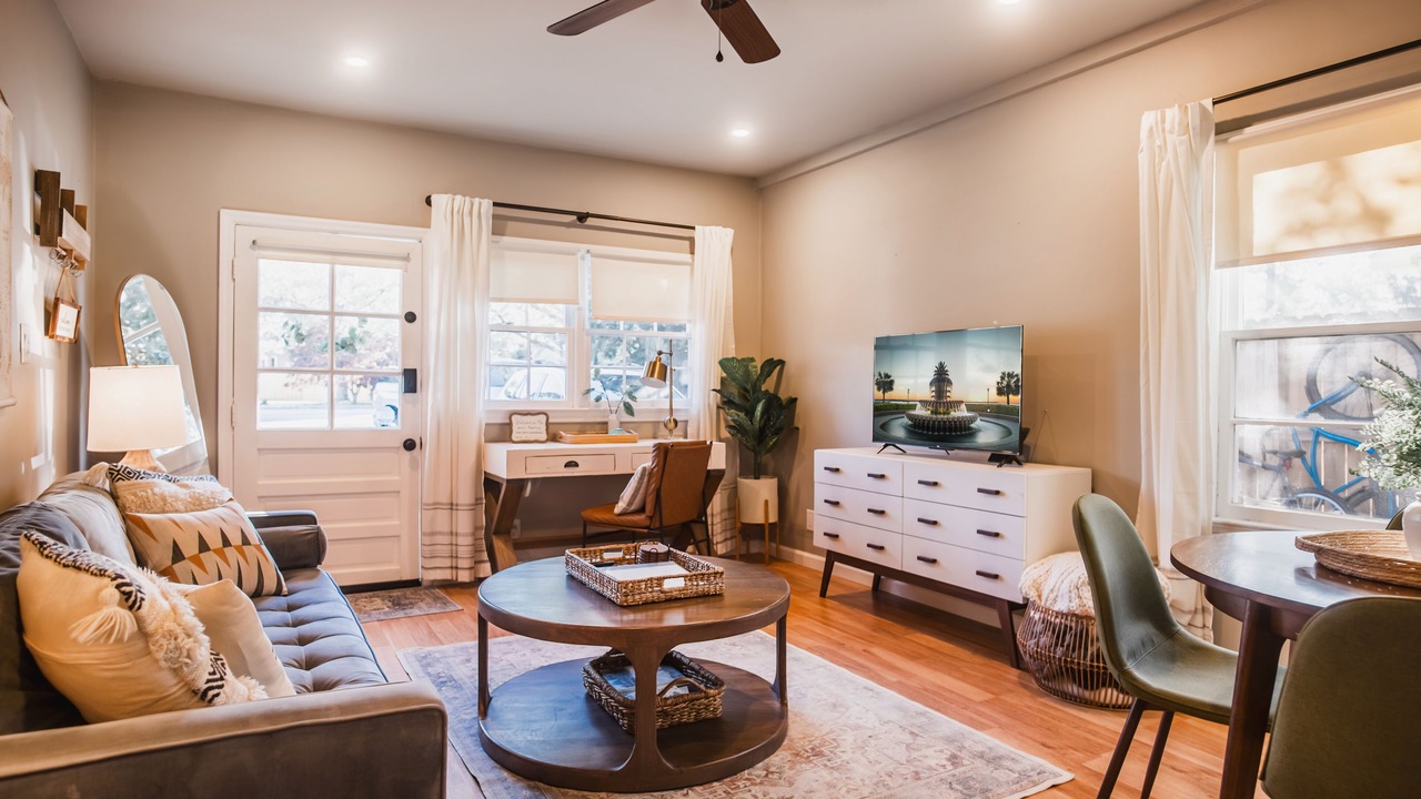 Photo of Livingroom in Charleston