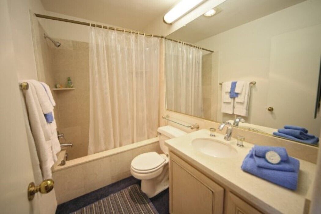 Photo of Bathroom in East Beach