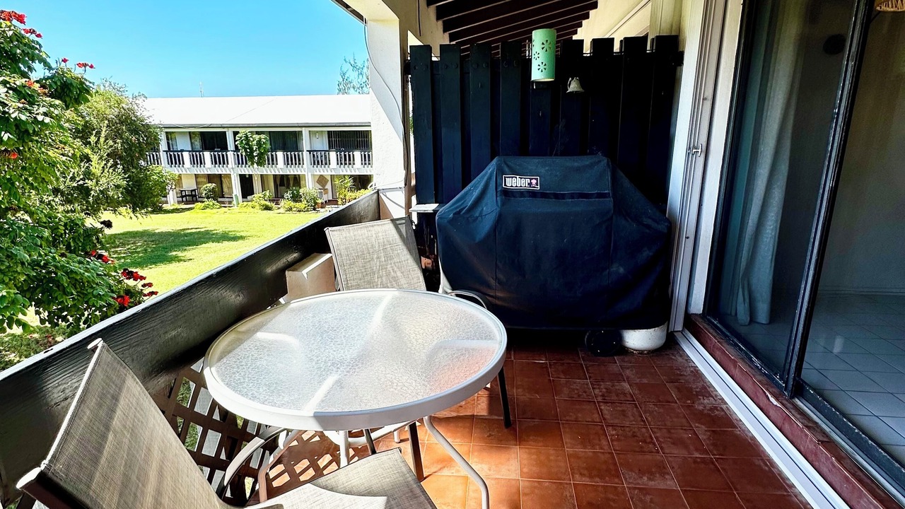 Photo of Outdoor in Estate Carlton 1 North