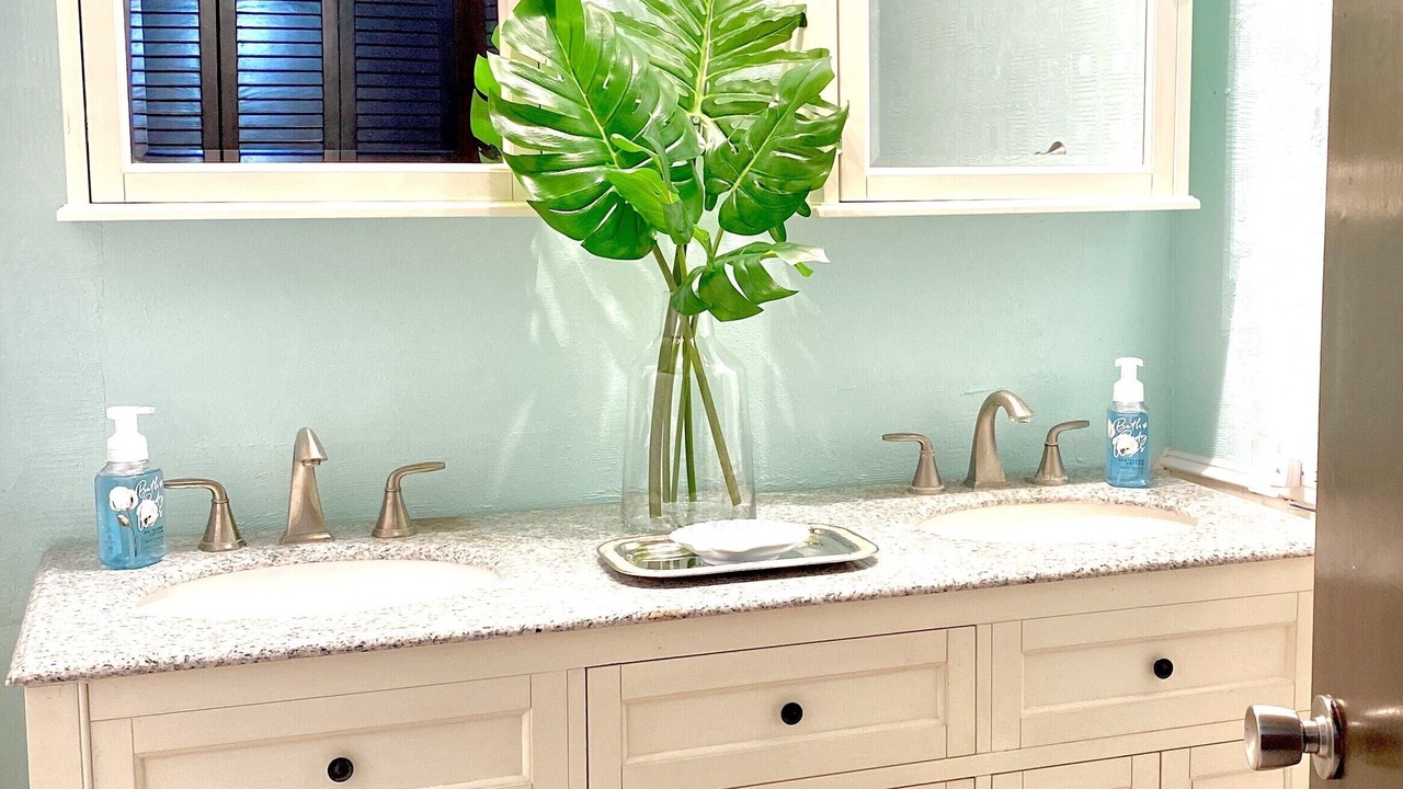Photo of Bathroom in Estate Carlton 1 North