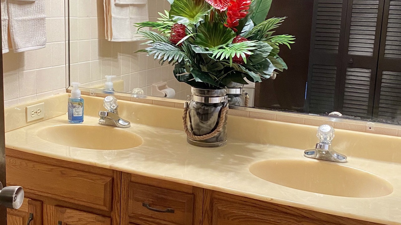 Photo of Bathroom in Estate Carlton 1 North