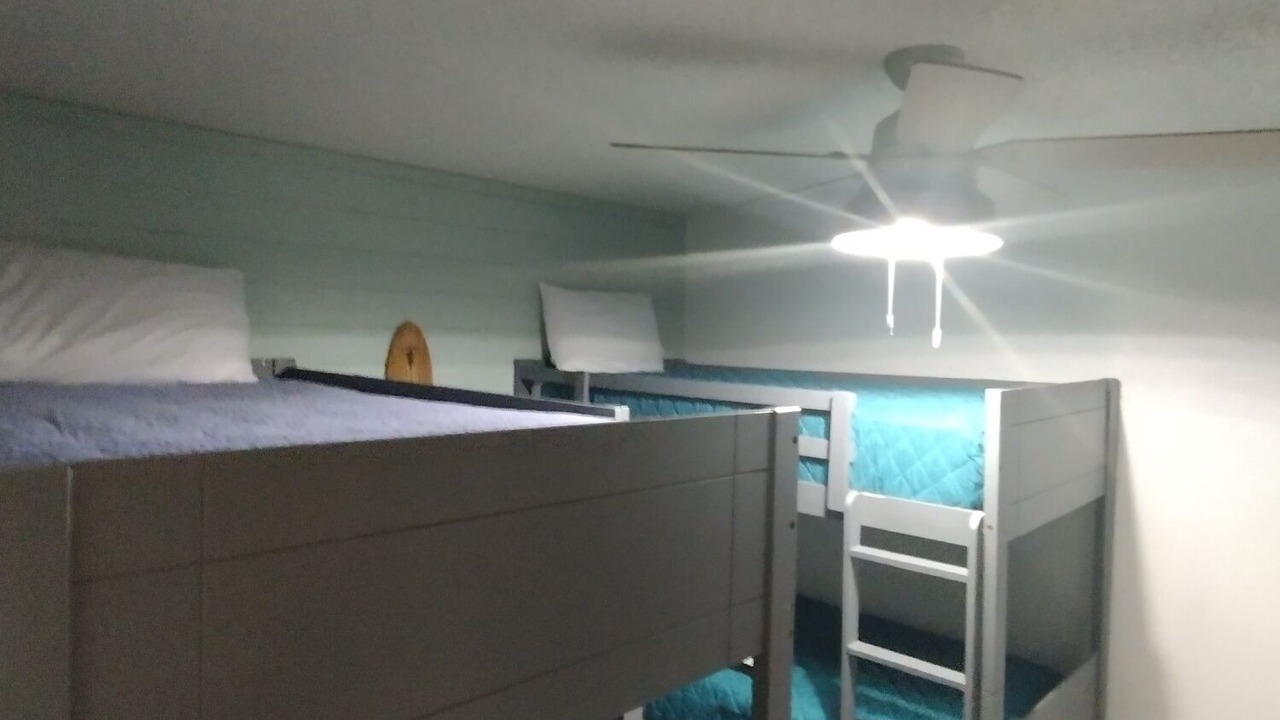 Photo of Bedroom in Lake of the Ozarks