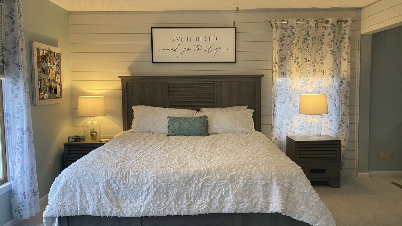 Photo of Bedroom in Lake of the Ozarks