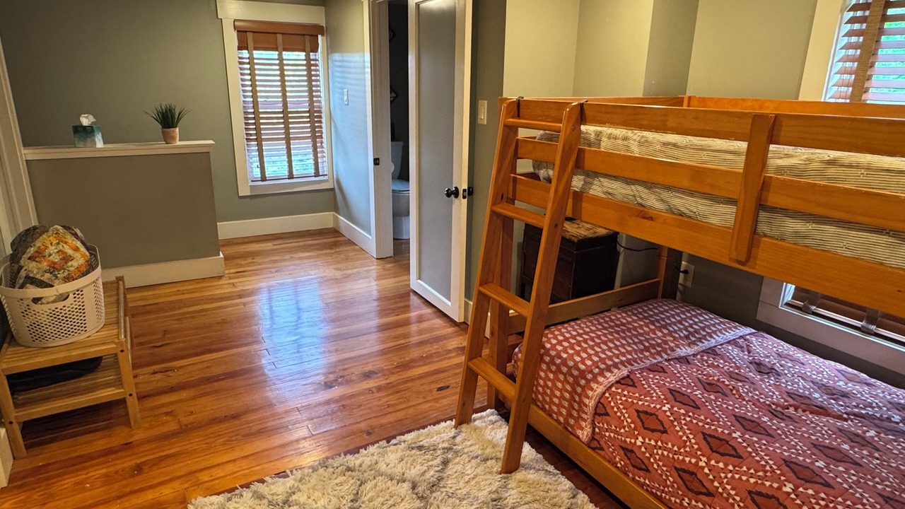 Photo of Bedroom in Nuangola