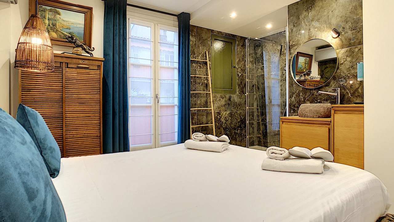 Photo of Bedroom in Old Town