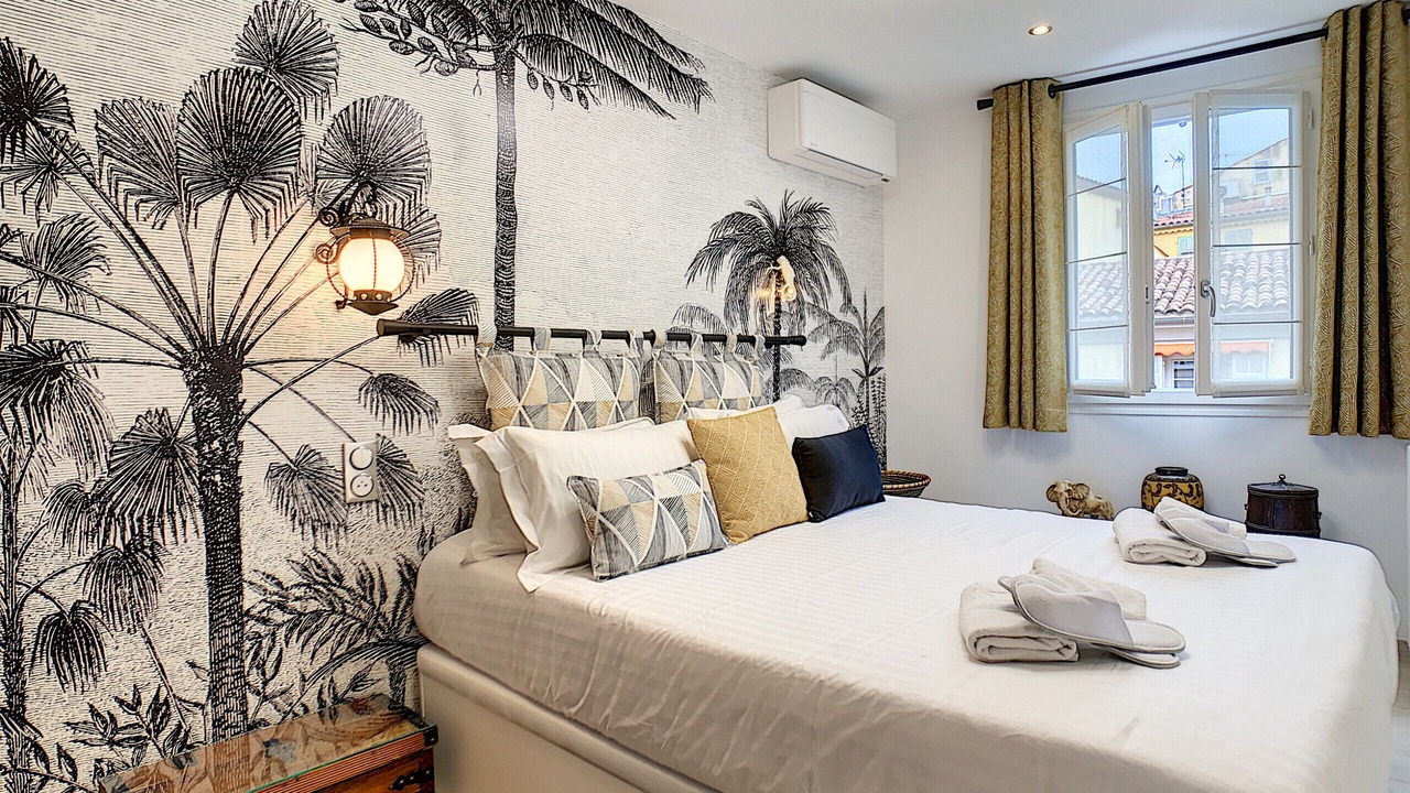 Photo of Bedroom in Old Town